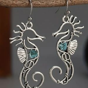 Seahorse Earrings -  Sparkling Faux Stones L👀K New Costume Jewelry